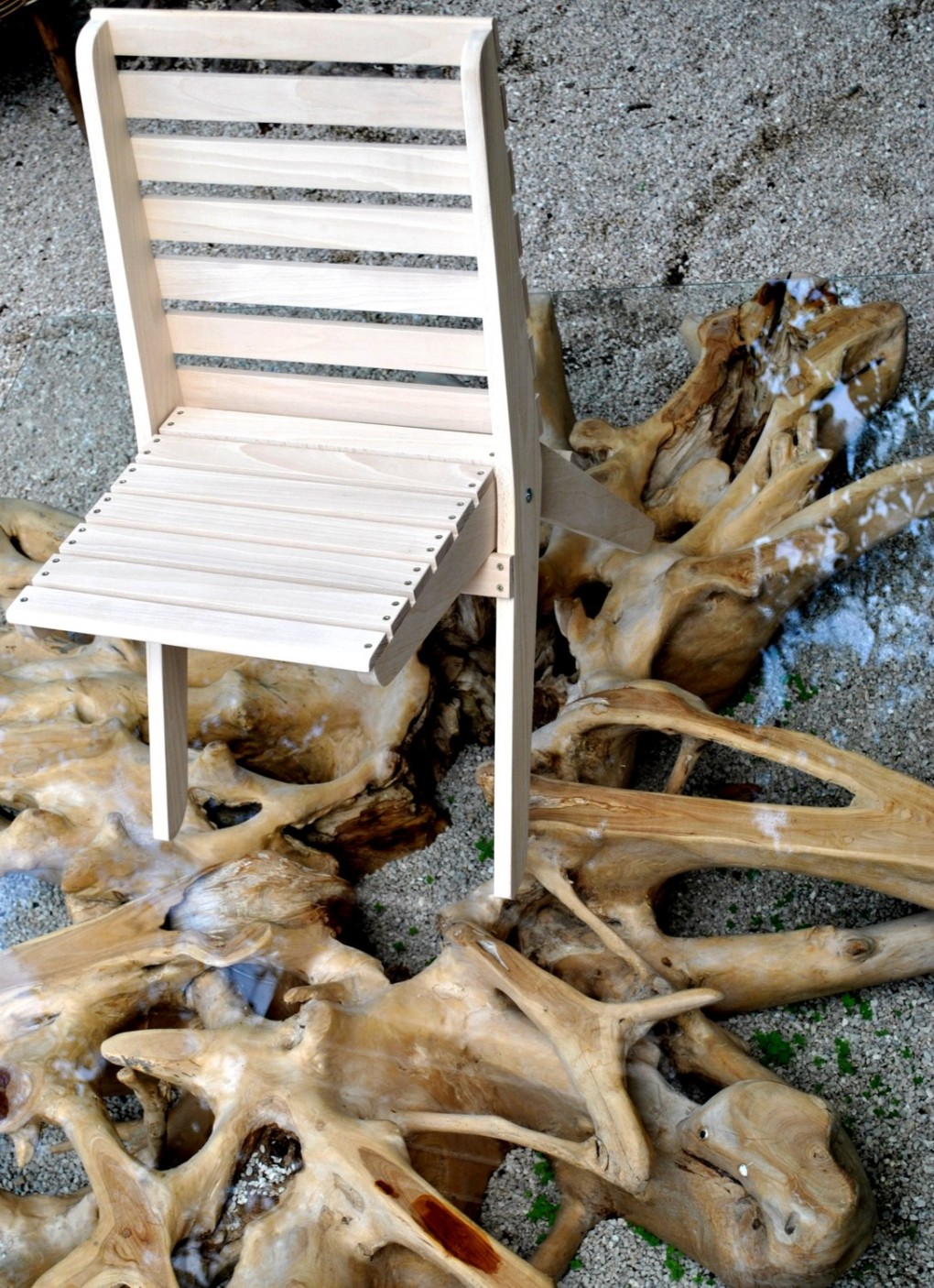 From artistic and historical sorrounding