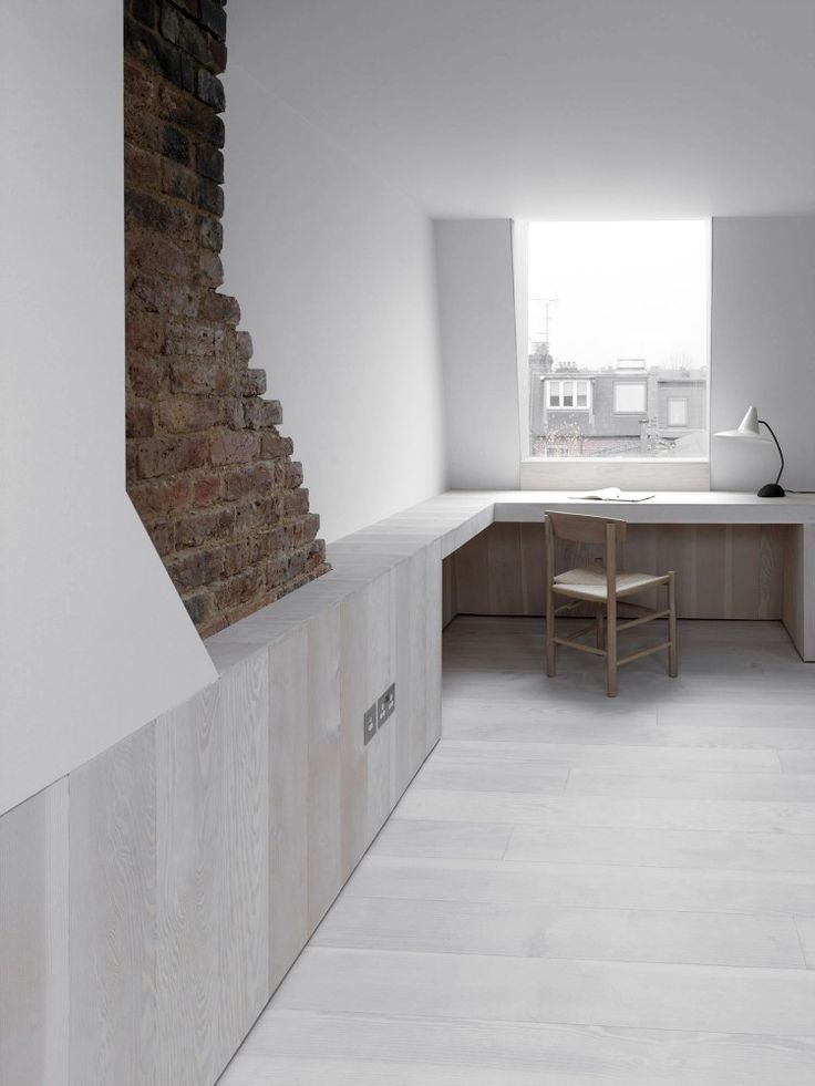 Photo: www.mclarenexcell.com